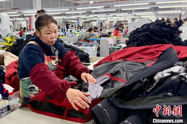 台州冲锋衣工厂揭秘:高质量与低价格背后的秘密