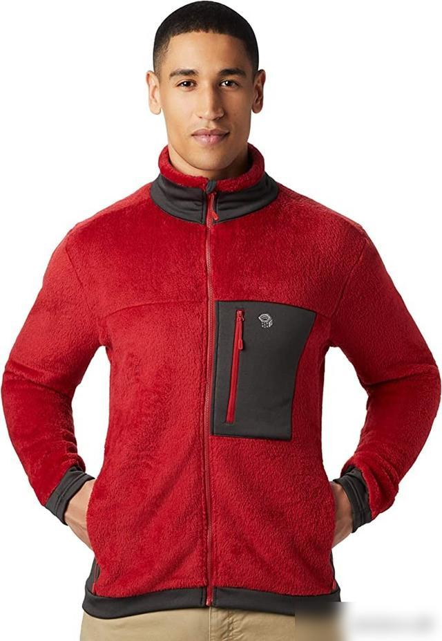 秋冬穿搭必备:抓绒衣的舒适性、保暖性与多场景搭配指南